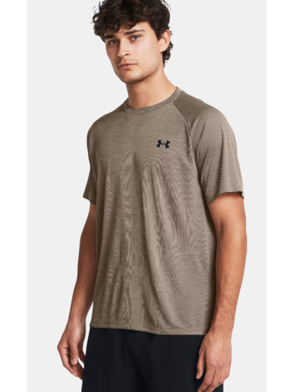 Camiseta de manga corta con textura UA Tech™ para hombre