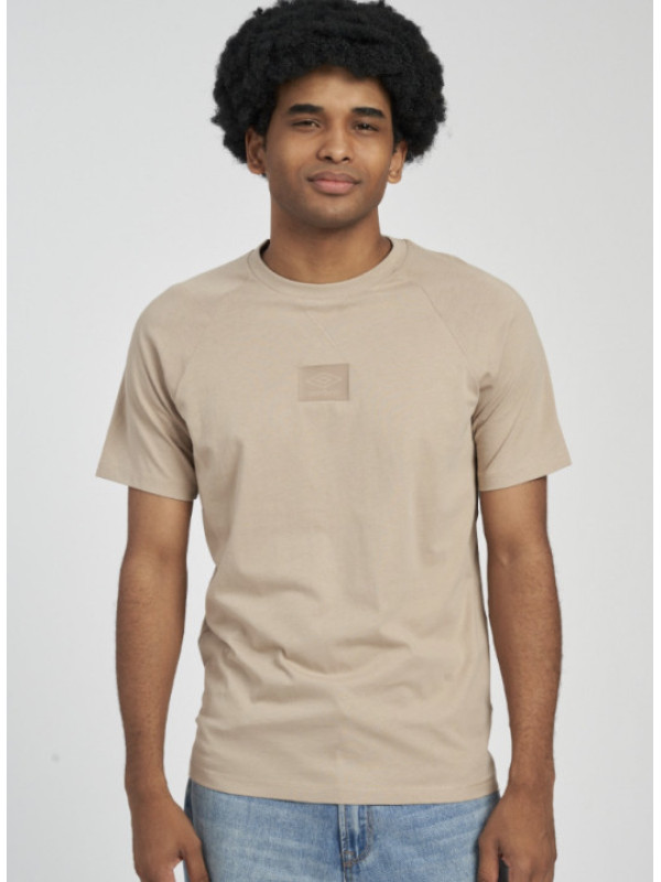 Camiseta Umbro RLXD Tee Simply Taupe 66419U-MN9