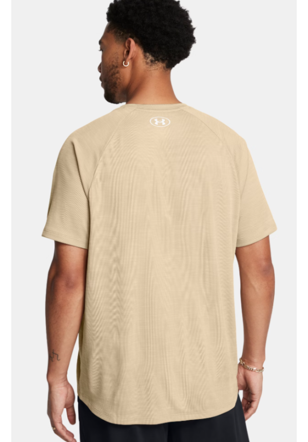 Camiseta de manga corta con textura UA Tech™ para hombre