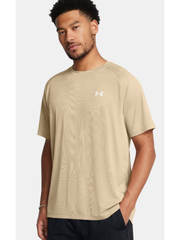 Camiseta de manga corta con textura UA Tech™ para hombre