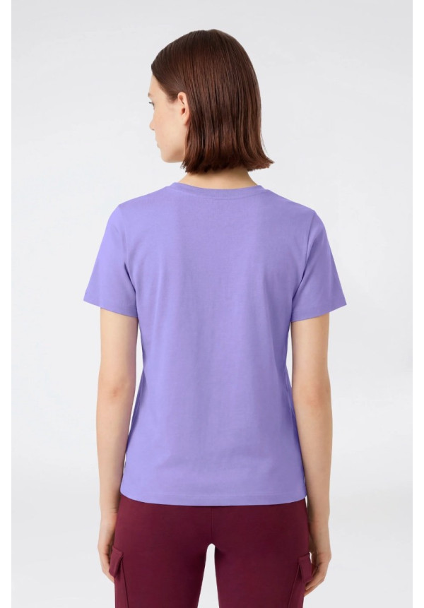 CAMISETA MUJER CON LOGO SCRIPT ICONS LILA  